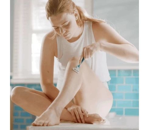 Бритва Gillette VENUS с 1 сменной кассетой