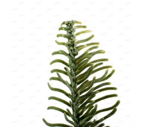 Ёлка искусственная, 50 см, 25 веток, с ягодами и шишками
